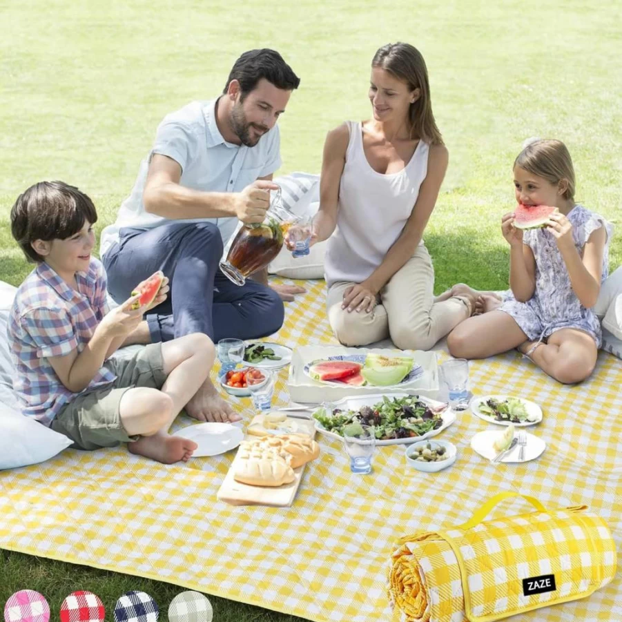 ZAZE Extra Large Waterproof Picnic Blanket - 80"x80" Foldable Outdoor Mat for Beach, Camping, Park - Green White Gingham Design - Ideal Couple Gift & Wedding Registry