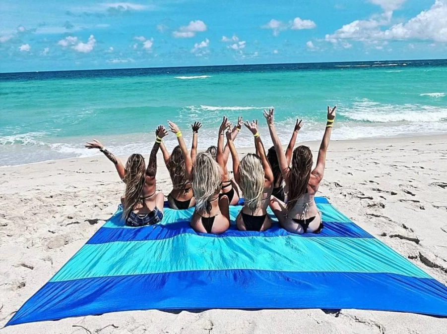 AQUATUS Premium XXL 10ft x 9ft Sandproof Water-Resistant Beach Blanket with 4 Metal Stakes, Corner Pockets, Quick-Dry Mat for 1-8 Adults, Includes Carry Bag & Strap