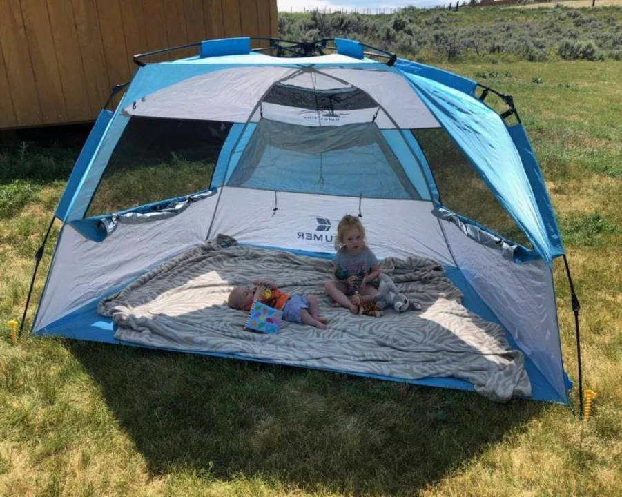 G4Free XL Pop Up Beach Tent - UPF 50+ Sun Shelter for 3-4 People, Easy Setup Portable Sunshade with Extended Floor for Outdoor Camping & Beach Trips
