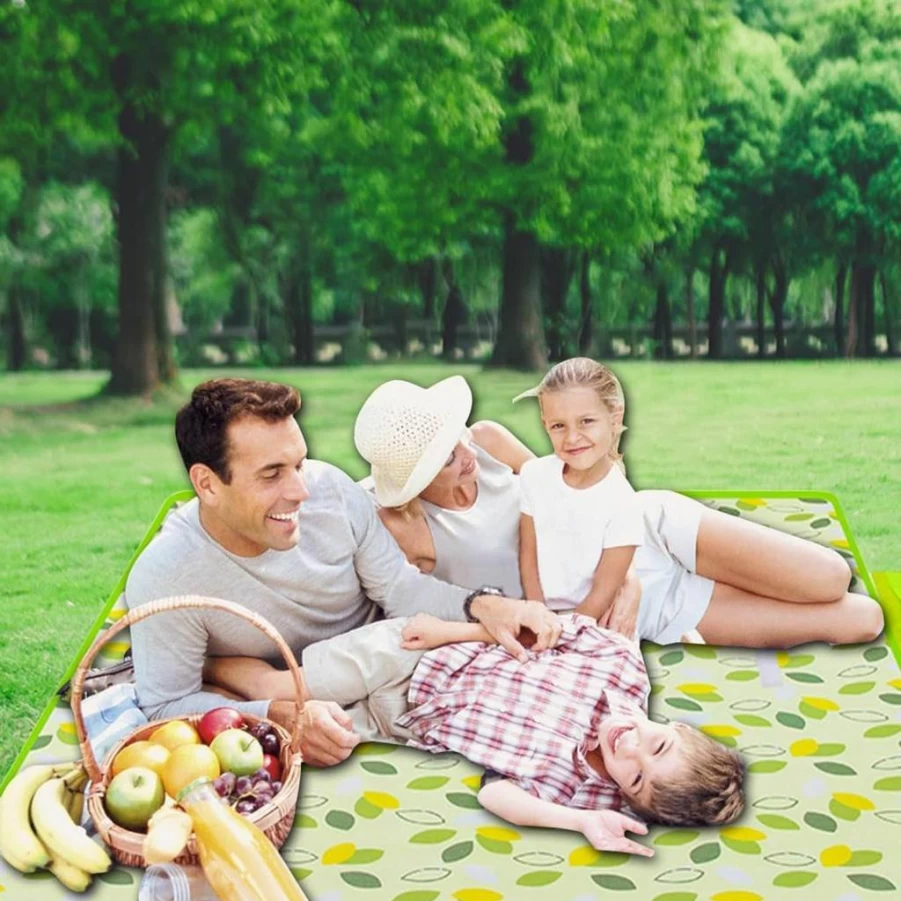 BQWanFA 80" X 120" Sandproof Waterproof Picnic Blanket - Portable Beach Mat for Outdoor Camping, Hiking, Park - Foldable with Tote Bag, Non-Stick Sand & Grass - Indoor Outdoor Use (Green Leaf)