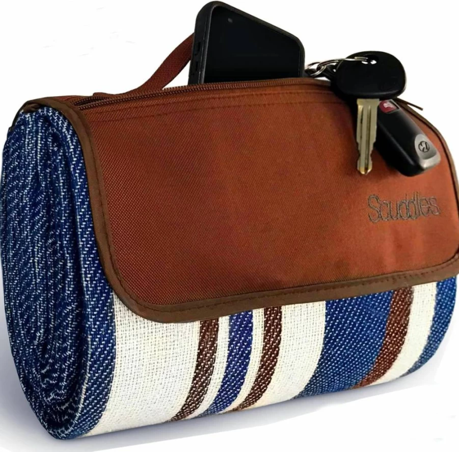 Scuddles Extra Large Water-Resistant Picnic Blanket - Dual Layer Outdoor Mat for Camping, Beach, and Summer Activities with Handy Tote Bag