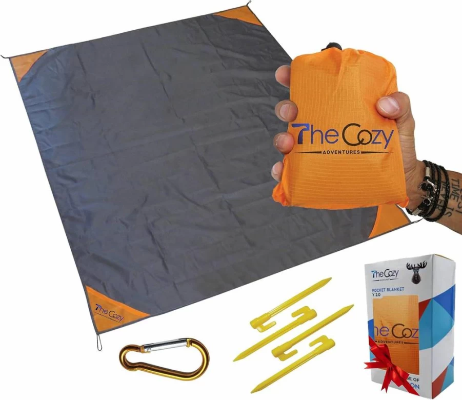 TheCozy Adventures Sand-Free Beach Blanket - Portable Picnic Mat for Outdoor Travel, Camping & Festivals, Soft Quick-Dry Fabric with 4 Tent Pegs & Gift Box