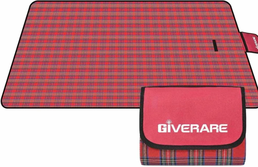 GIVERARE Extra Large Waterproof Picnic Blanket 80"x60" - Sandproof Outdoor Camping Mat for Beach, Travel, Hiking, Music Festivals (Yellow)