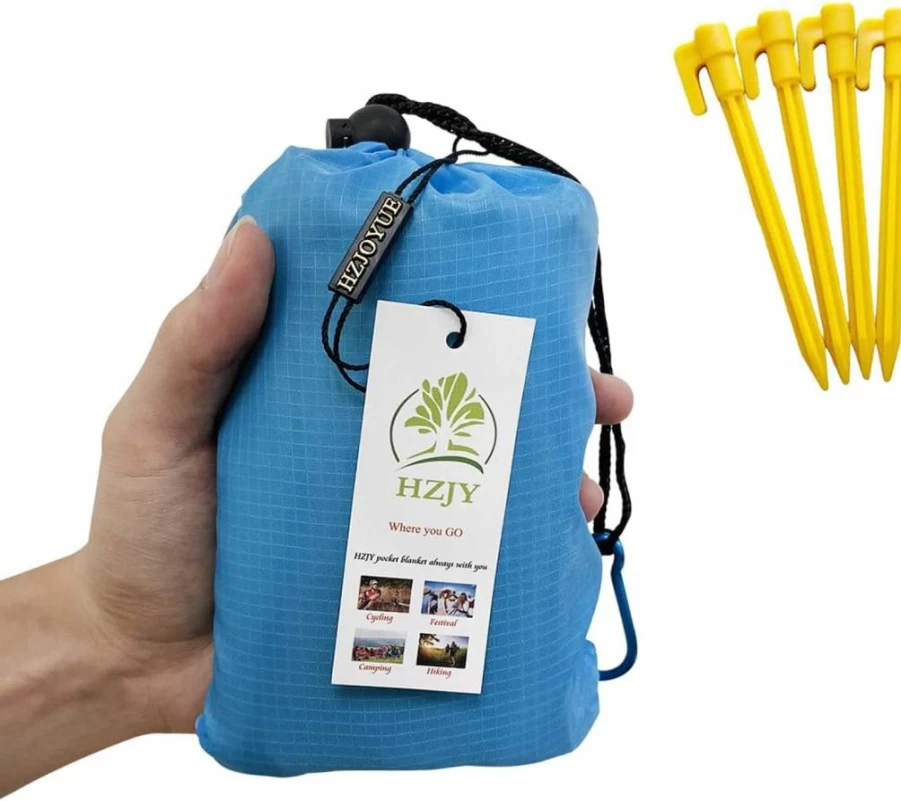 HZJOYUE Outdoor Sand Proof Pocket Blanket - 71"x55" Lightweight Beach Mat for Camping, Hiking, Travel with Pockets, Loops & Stakes, Portable Picnic Carabiner Blanket