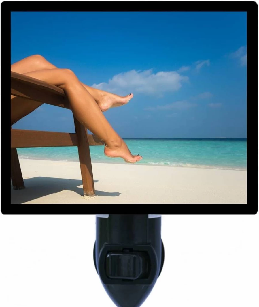 Night Light Designs Tropical Summer Beach Chair with Sand-Inspired Solitude Night Light