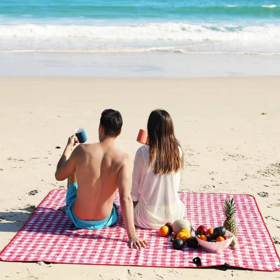 K Y KANGYUN Waterproof Picnic Blanket 80"x60" - Sandproof Beach Mat for Outdoor Camping, Hiking, Park - Foldable Travel Mat with Tote Bag - Red Plaid Design for Indoor & Outdoor Use